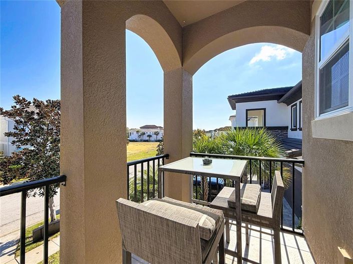 Image No.56-5 Bed House for sale