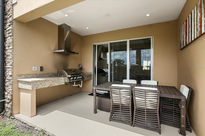 Image No.29-4 Bed Townhouse for sale