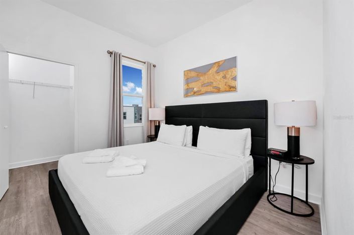 Image No.29-4 Bed Townhouse for sale