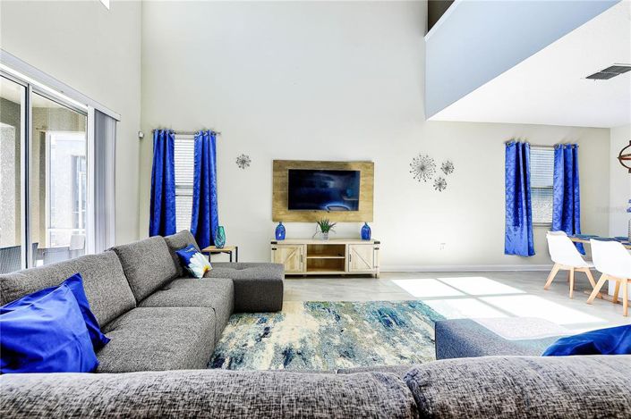 Image No.10-5 Bed House for sale