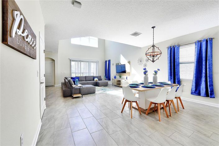 Image No.5-5 Bed House for sale