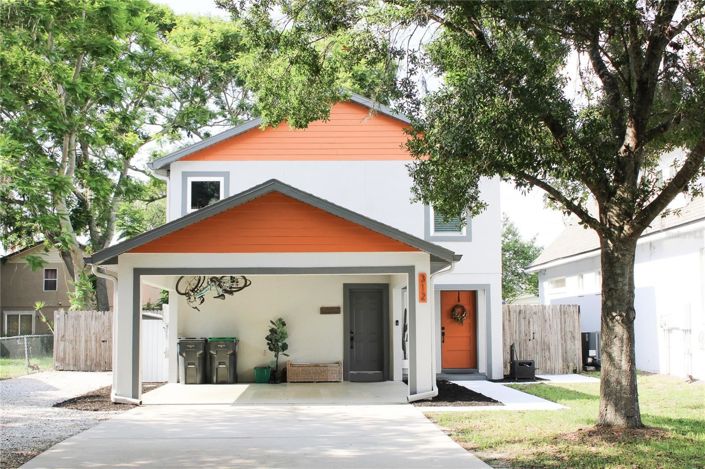 Image No.1-4 Bed House for sale