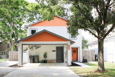 1 - Oakland, House