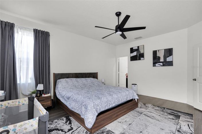 Image No.16-4 Bed Property for sale