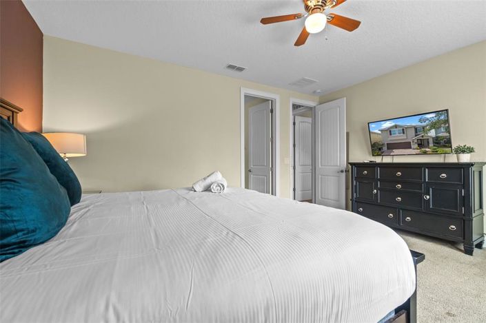 Image No.27-8 Bed House for sale