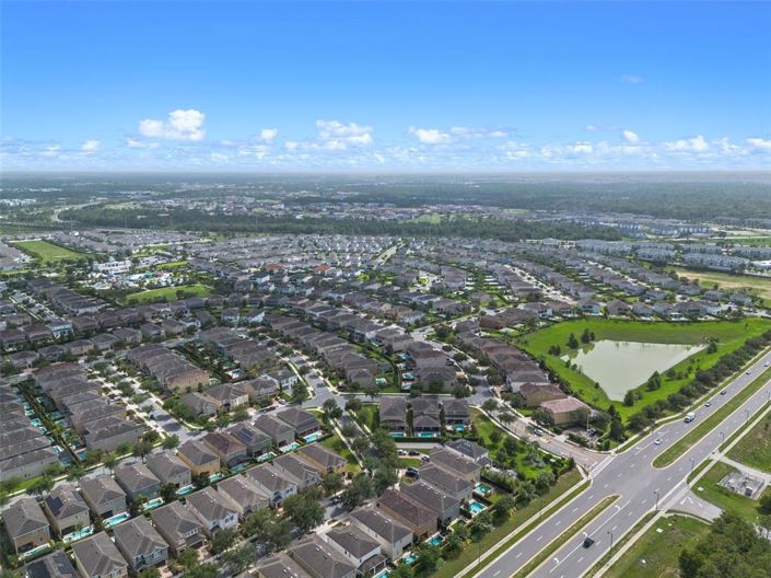 Image No.37-8 Bed House for sale