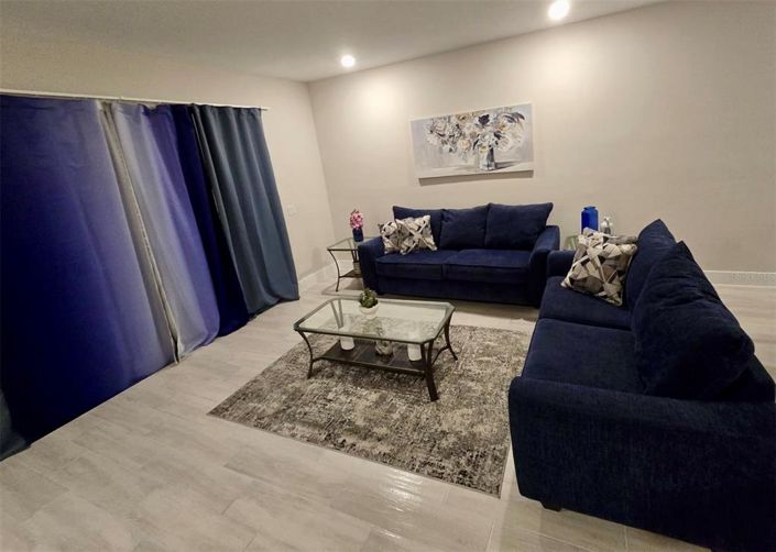 Image No.4-3 Bed Townhouse for sale