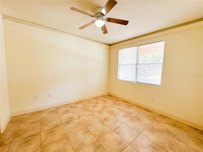 Image No.10-4 Bed Townhouse for sale