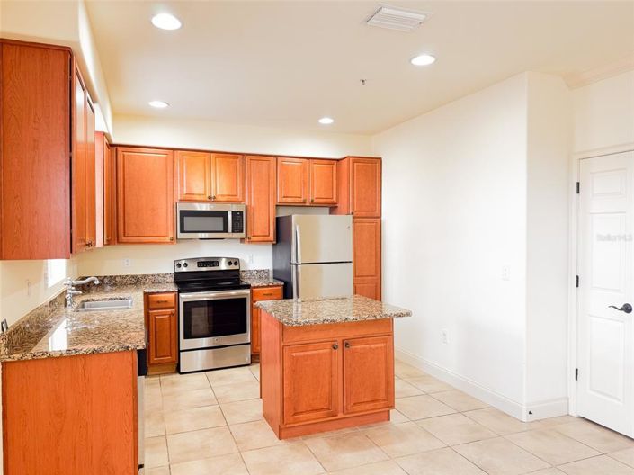 Image No.5-4 Bed Townhouse for sale