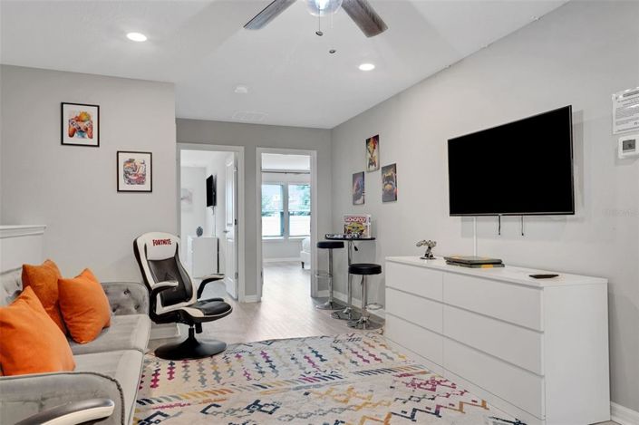 Image No.15-5 Bed Townhouse for sale