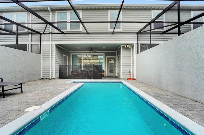 Image No.35-5 Bed Townhouse for sale