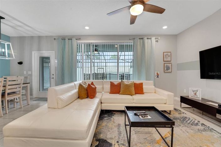 Image No.4-5 Bed Townhouse for sale