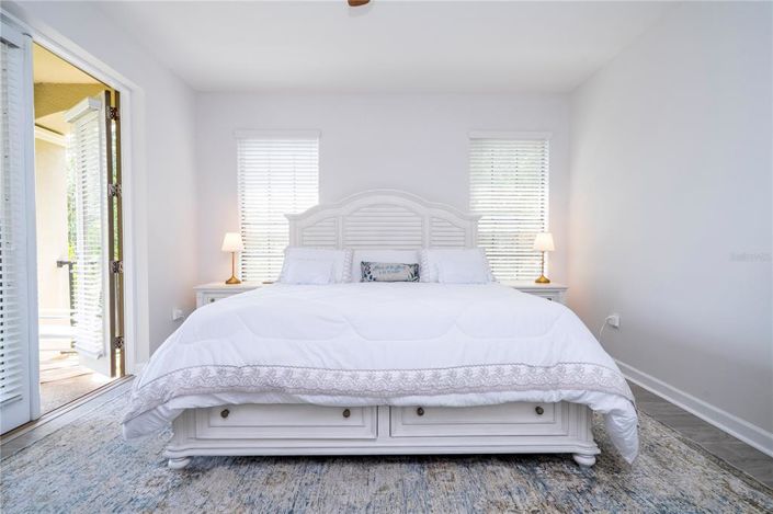 Image No.15-6 Bed Townhouse for sale