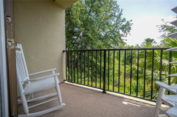 Image No.23-6 Bed Townhouse for sale