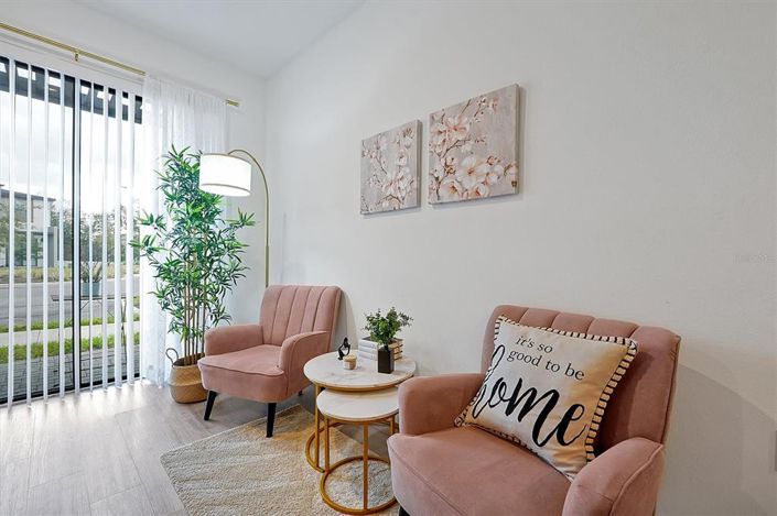 Image No.13-3 Bed Townhouse for sale