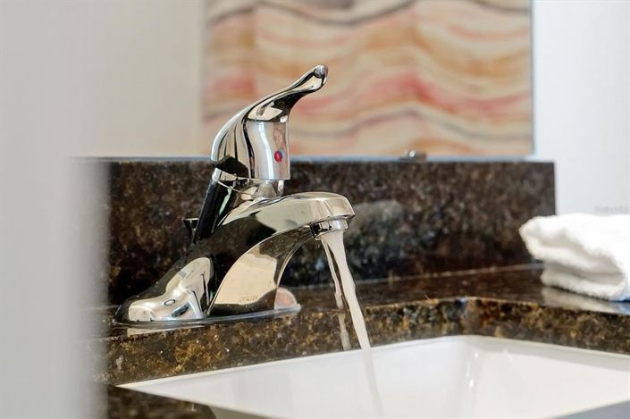 Image No.25-3 Bed Townhouse for sale