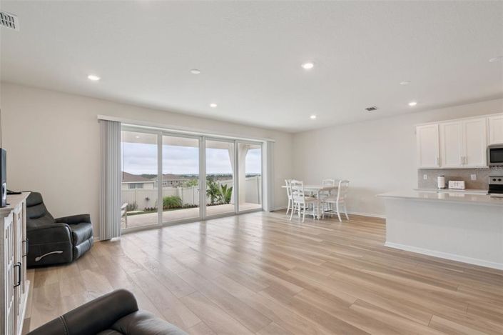 Image No.5-Maison de 5 chambres à vendre à Saint John