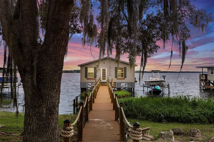 Image No.19-5 Bed House for sale