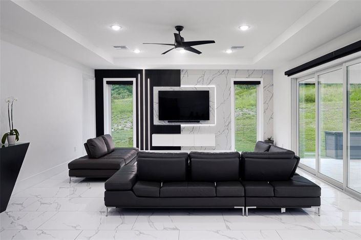 Image No.34-5 Bed House for sale