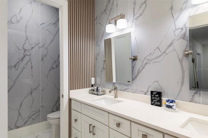 Image No.44-5 Bed House for sale