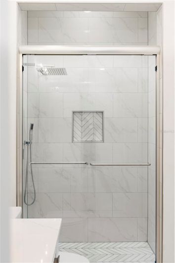 Image No.59-5 Bed House for sale