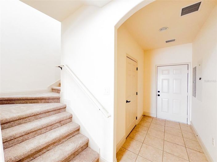 Image No.11-4 Bed Townhouse for sale