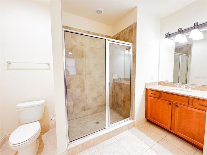 Image No.17-4 Bed Townhouse for sale