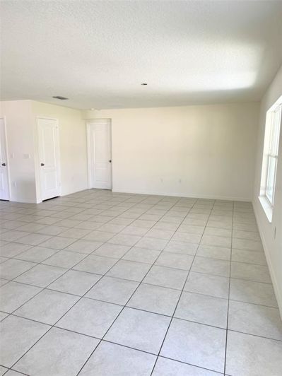 Image No.10-Propriété de 4 chambres à vendre à Davenport