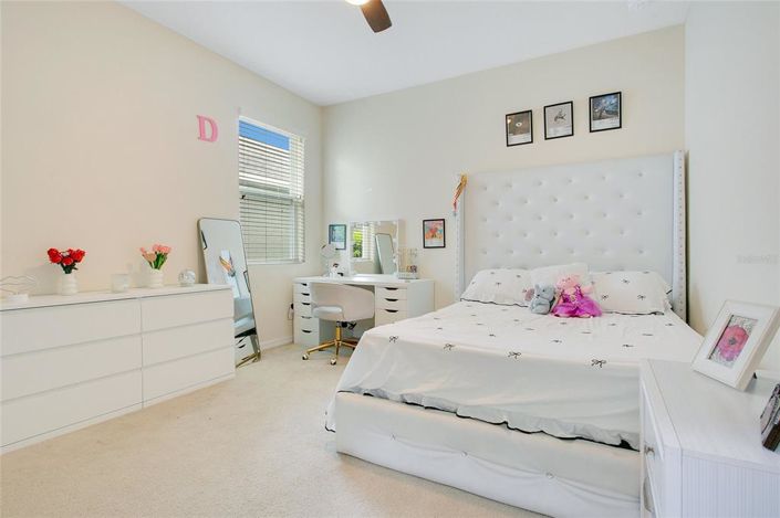 Image No.16-5 Bed House for sale