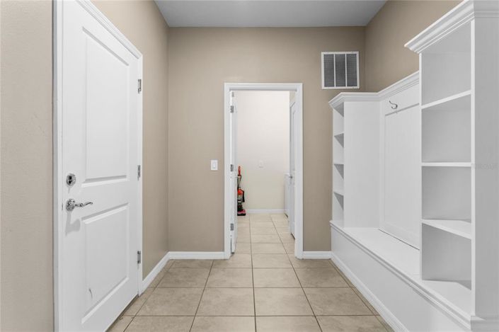 Image No.3-8 Bed House for sale