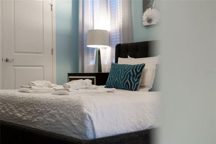 Image No.35-8 Bed House for sale