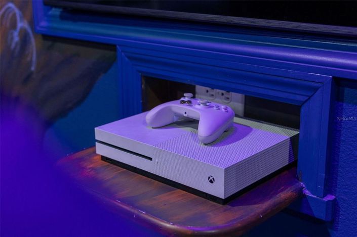 Image No.46-8 Bed House for sale