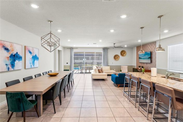 Image No.7-8 Bed House for sale