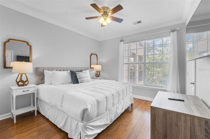 Image No.24-3 Bed Property for sale