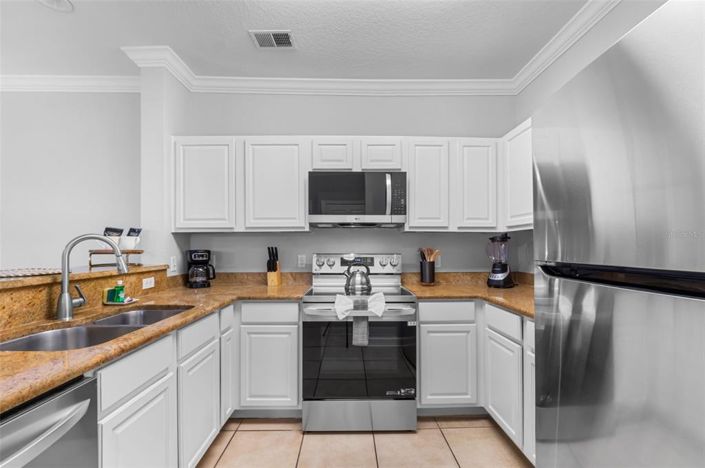 Image No.9-3 Bed Apartment for sale