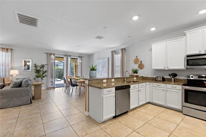 Image No.4-Propriété de 5 chambres à vendre à Davenport