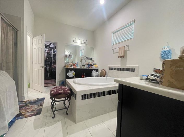 Image No.15-5 Bed House for sale