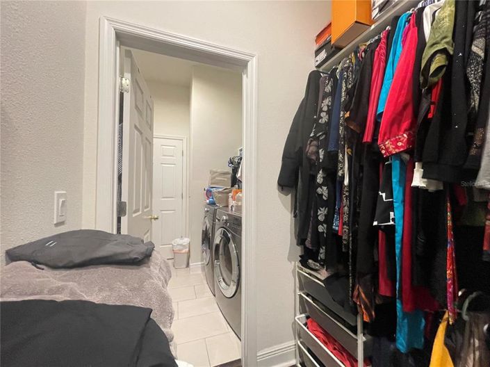 Image No.18-5 Bed House for sale