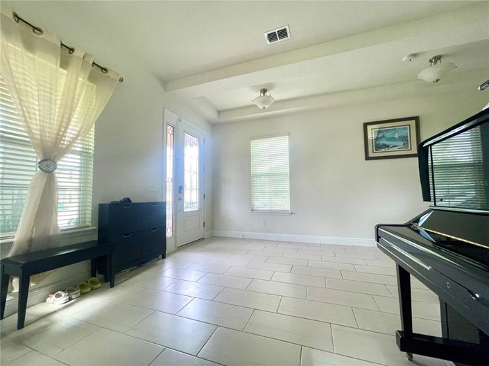 Image No.4-5 Bed House for sale