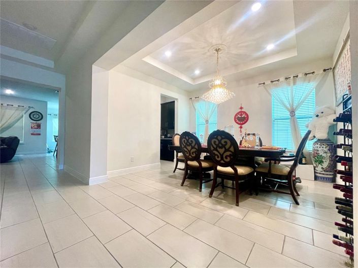 Image No.6-5 Bed House for sale