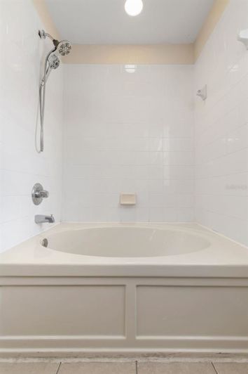 Image No.28-Maison de ville de 4 chambres à vendre à Saint John