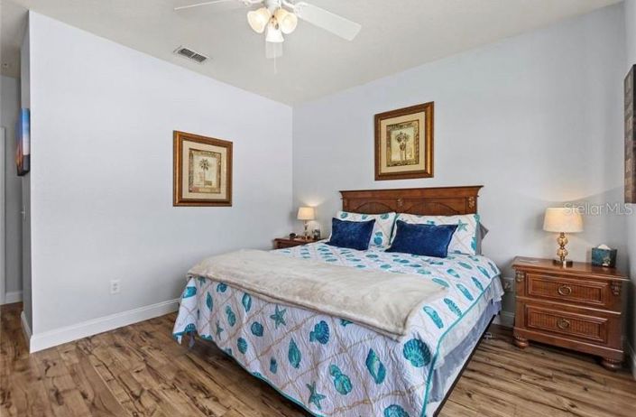 Image No.11-4 Bed Property for sale