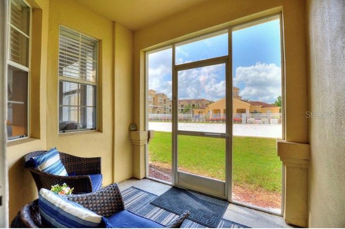 Image No.2-Appartement de 4 chambres à vendre à Saint John