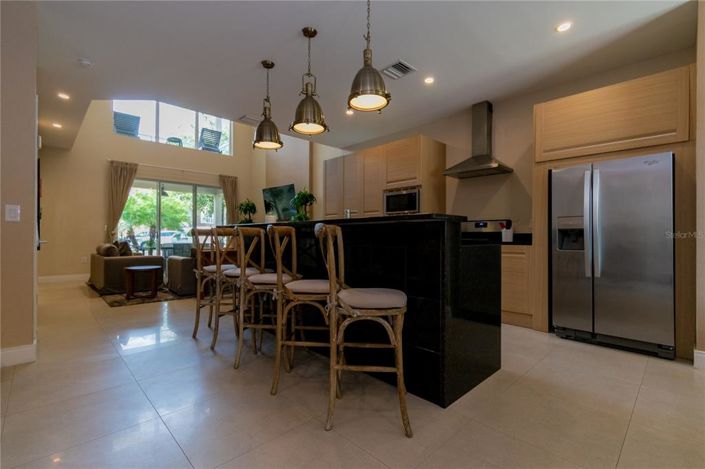 Image No.33-4 Bed Townhouse for sale