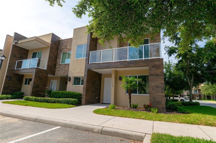 Image No.4-4 Bed Townhouse for sale