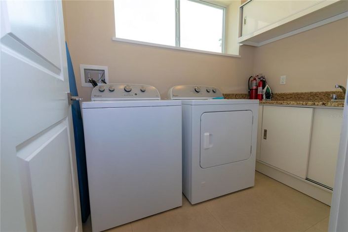 Image No.5-4 Bed Townhouse for sale