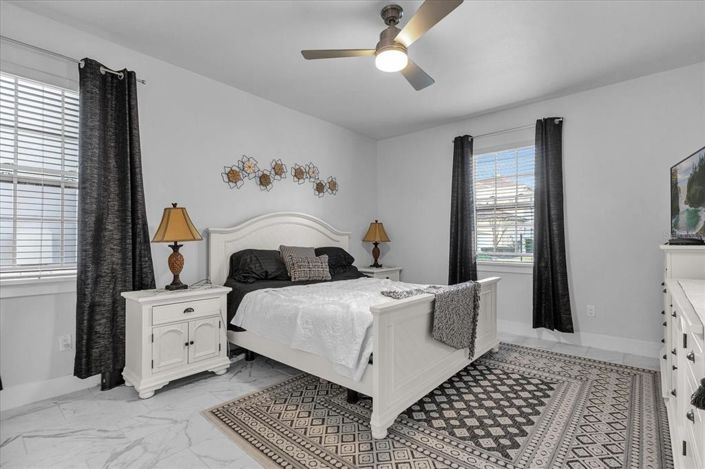 Image No.15-5 Bed Property for sale