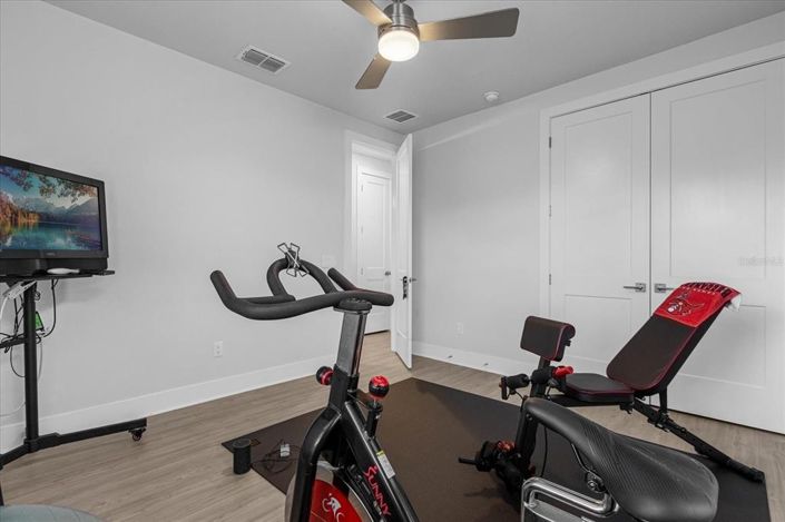 Image No.30-5 Bed Property for sale