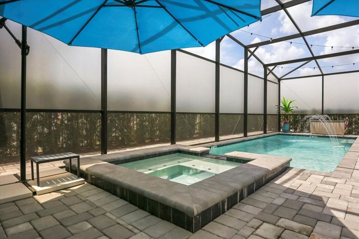 Image No.38-5 Bed Property for sale