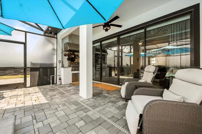 Image No.42-5 Bed Property for sale